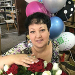 Yana, 47