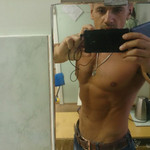 BRUTTO, 49