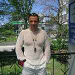 BRUTTO, 49