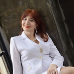 Nina, 65