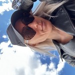 Elena, 40