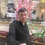 Nazar, 36