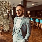 lasha, 33